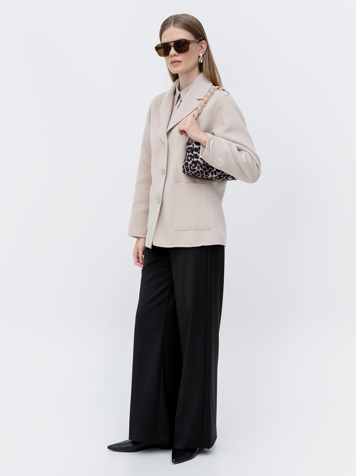 Straight fit trousers with elasticated waist