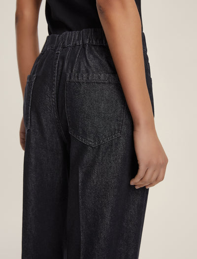 STRAIGHT-FIT JEANS - BLACK