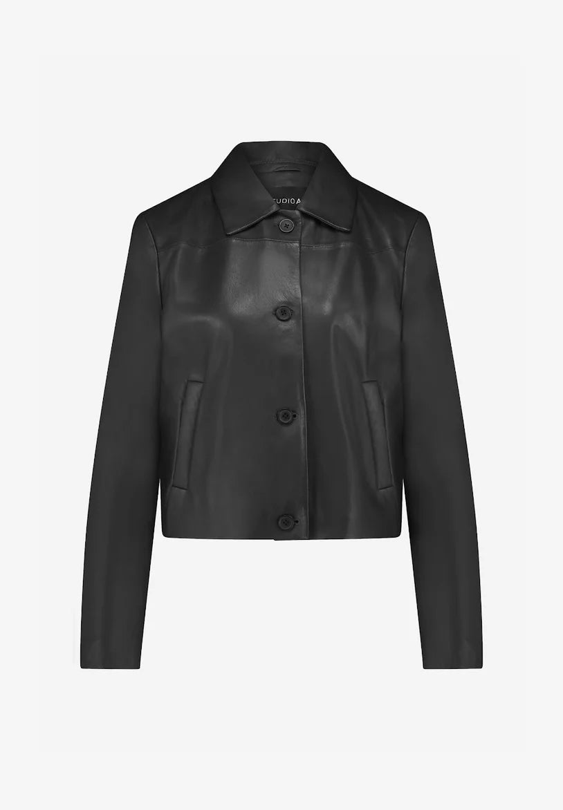 Straight design jacket with shirt-style collar