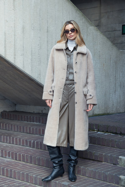 Reversible Faux Shearling Coat in taupe