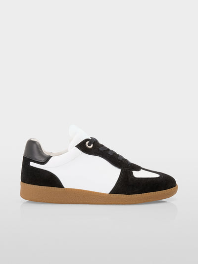 Two-tone leather sneakers