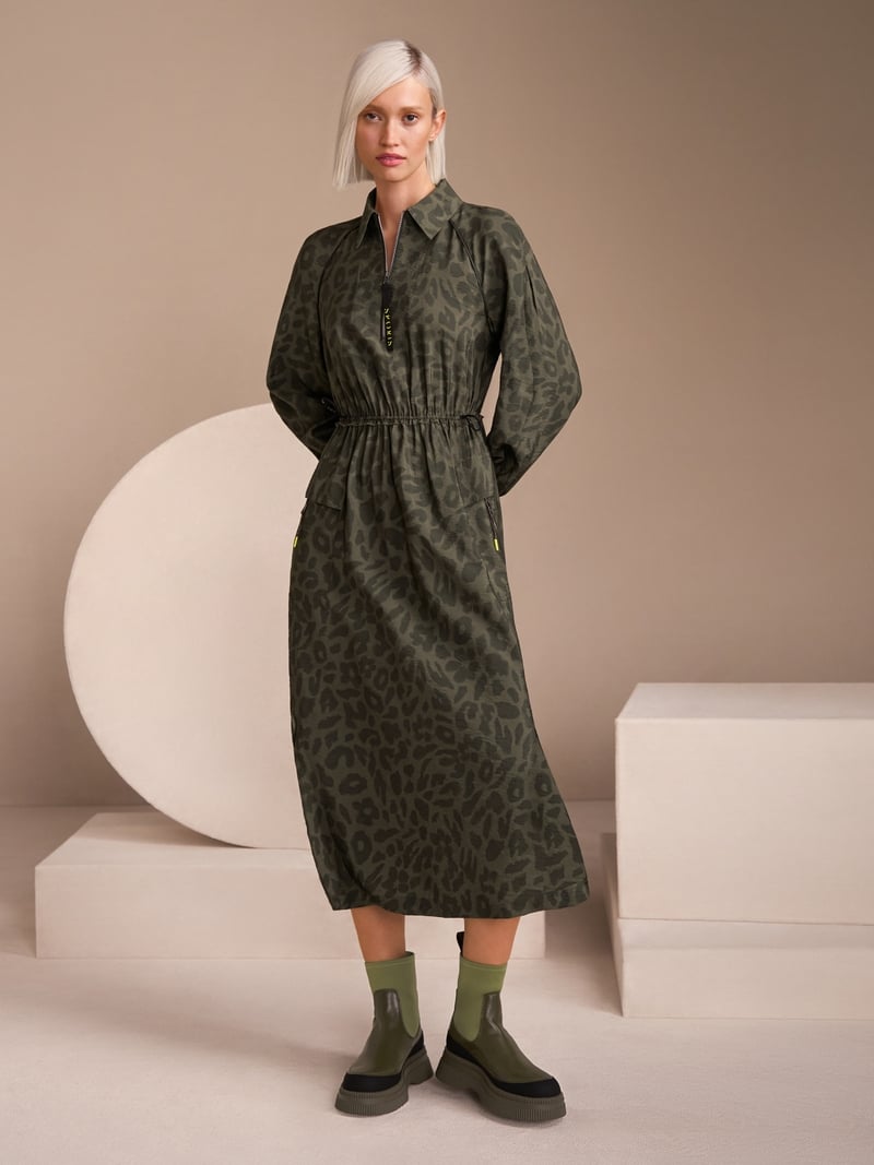 Leopard print maxi dress