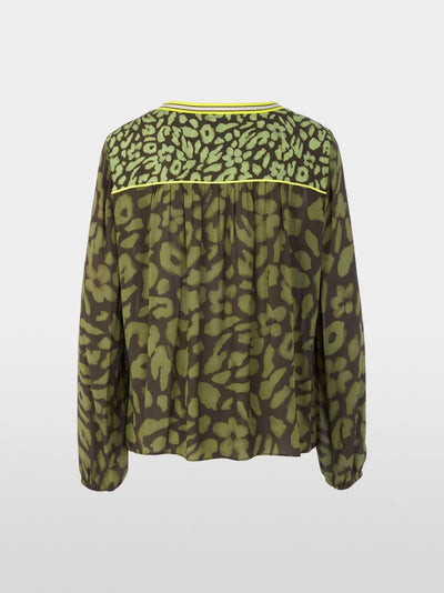 Slip-on blouse with leo print