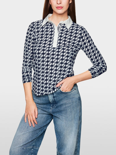 Buttoned polo shirt