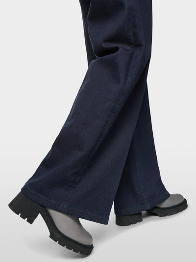 Flared jeans