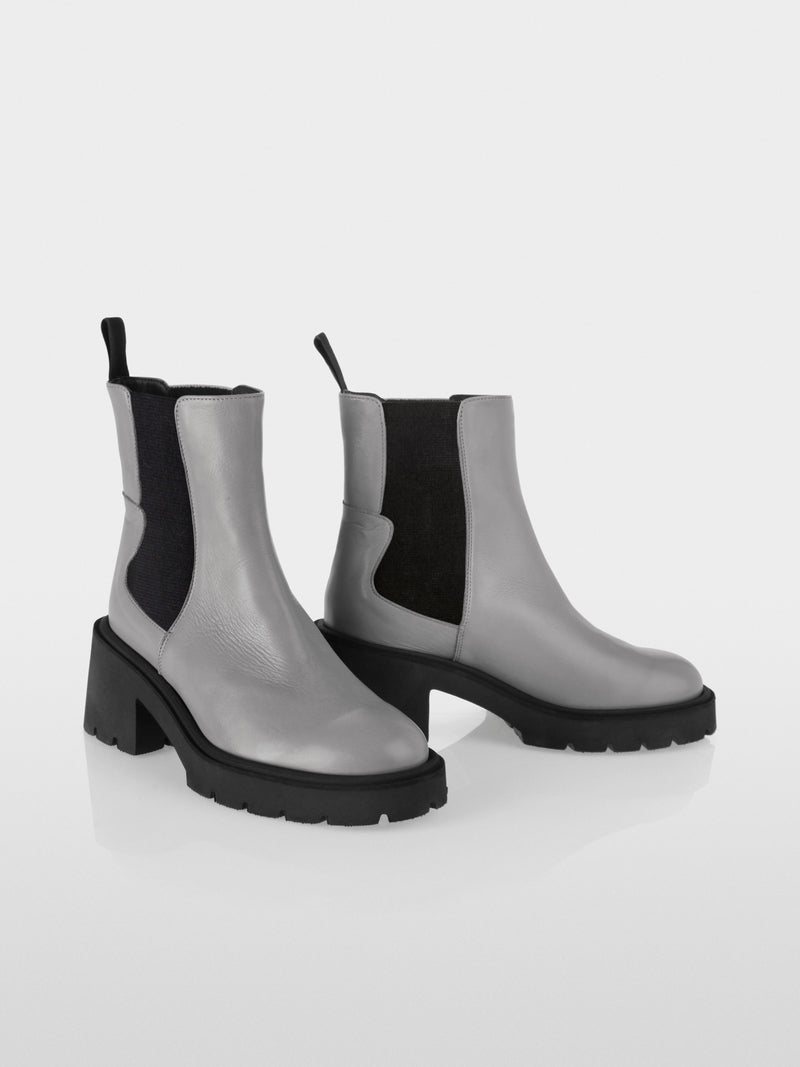 Leather Chelsea boots