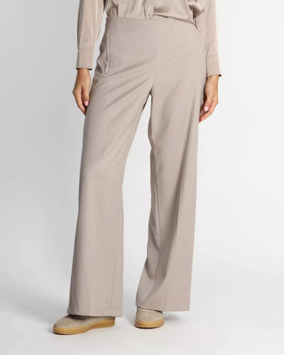 Flannel Trousers – Straight Fit