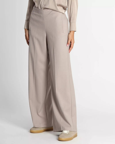 Flannel Trousers – Straight Fit