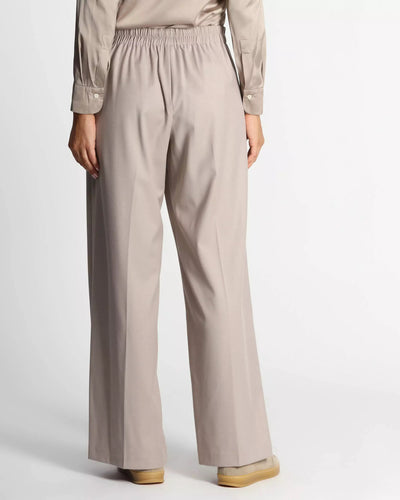 Flannel Trousers – Straight Fit